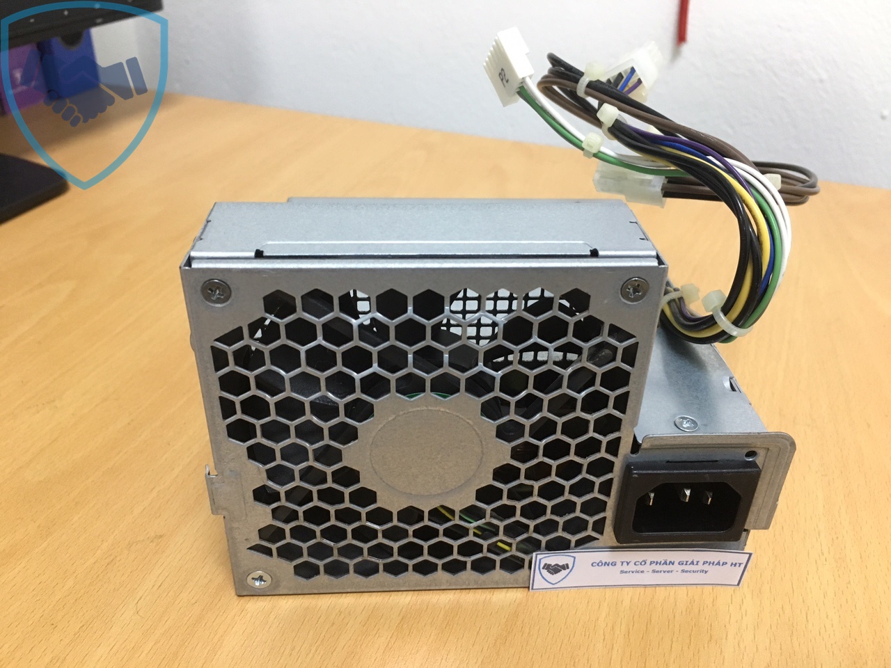 Bộ nguồn máy tính HP Pro 6300 SFF 240W 611481-001
