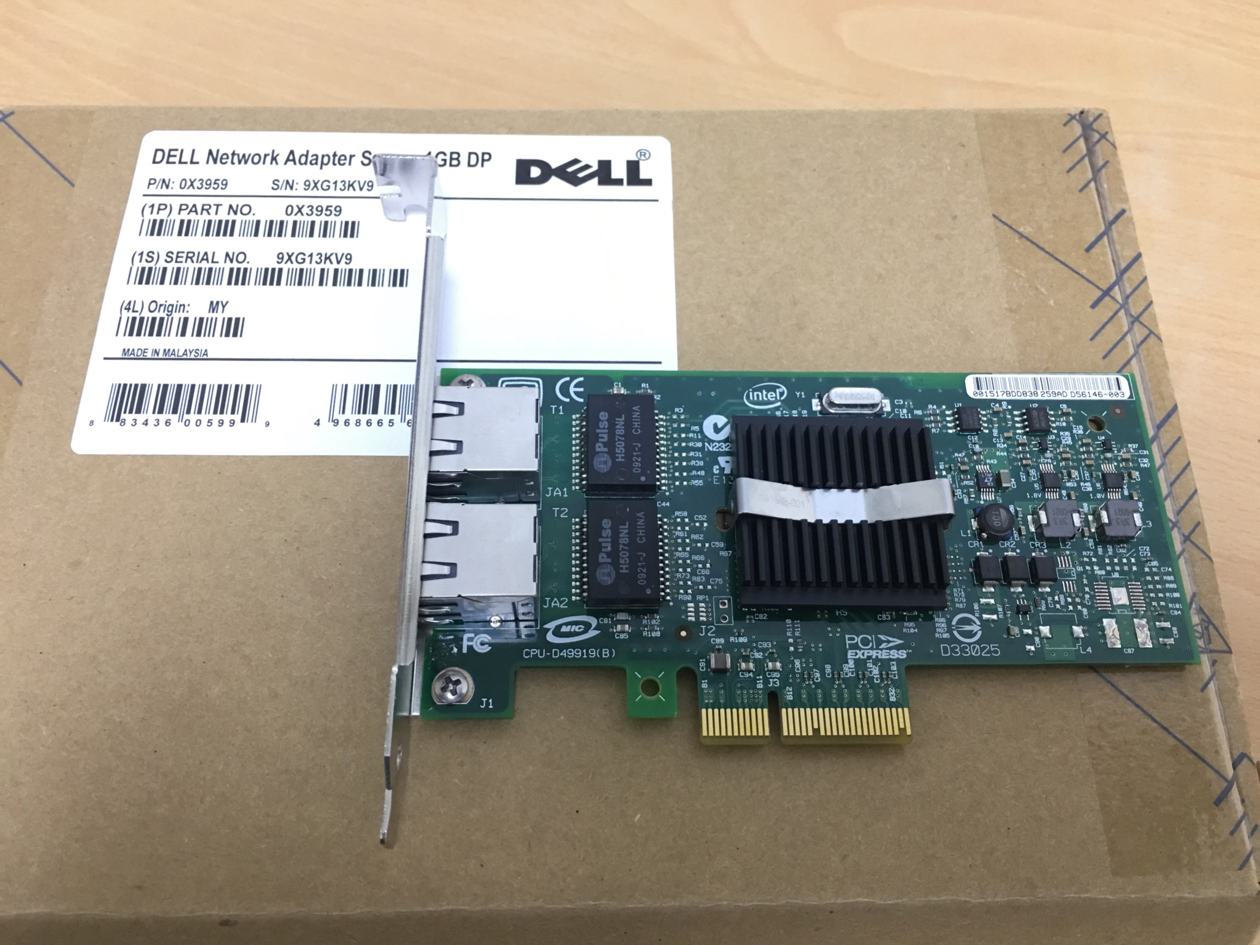 Cạc mạng Dell X3959 Intel PRO1000PT PCI-E x4 1Gb Dual ports