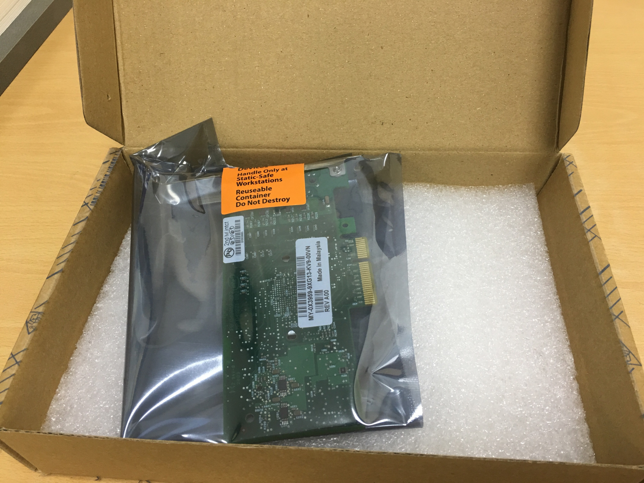 Cạc mạng Dell X3959 Intel PRO1000PT PCI-E x4 1Gb Dual ports