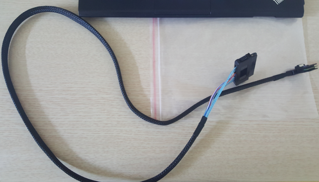 Dây cáp kết nối ServeRAID SFF-8484 SAS to SFF-8087 Mini SAS