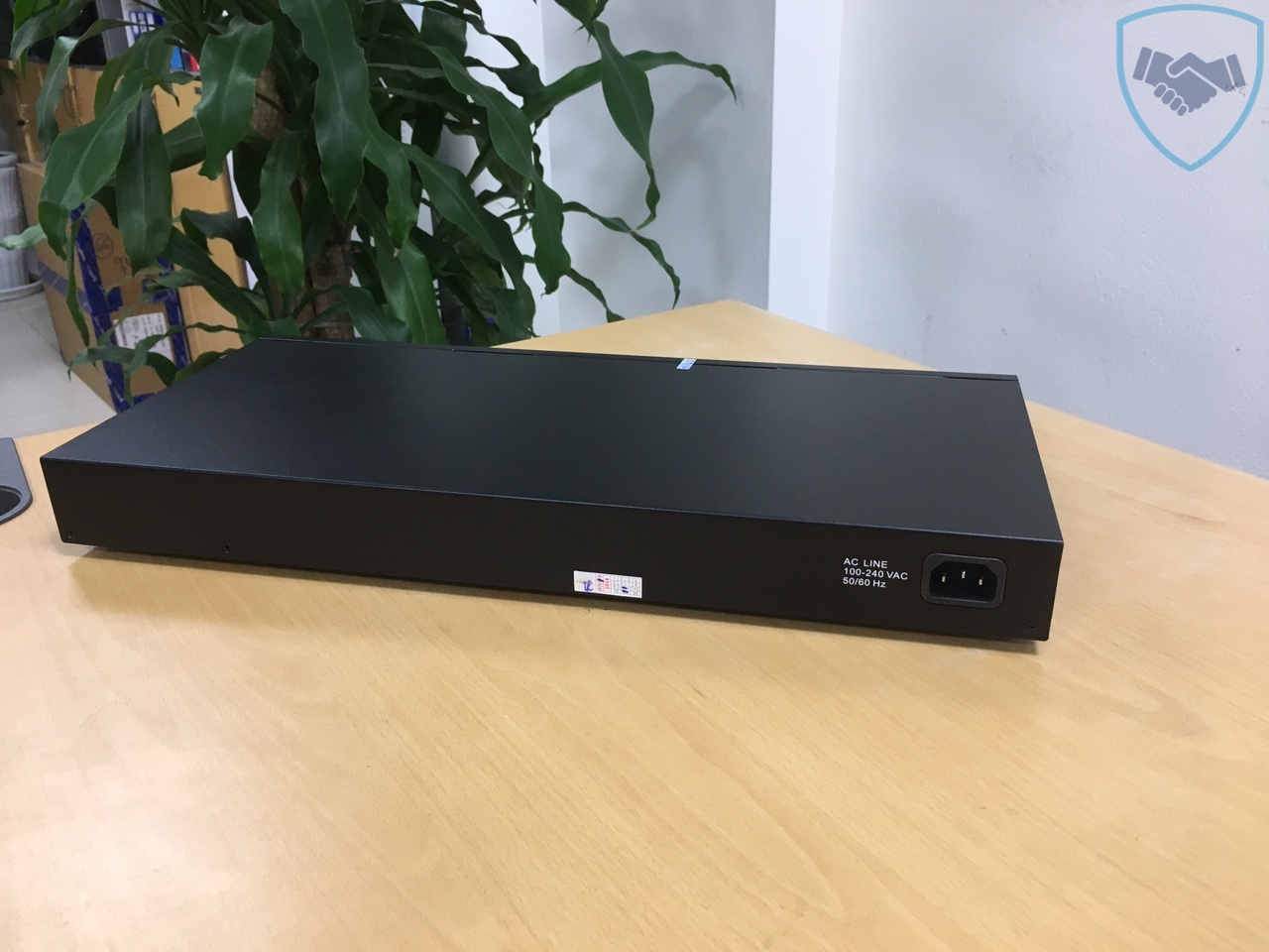Thiết bị mạng Switch Draytek VigorSwitch G1280